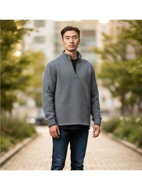 J.Crew Men's CL Pullover Quilted Quarter Zip in Heathered Charcoal Gray Textured